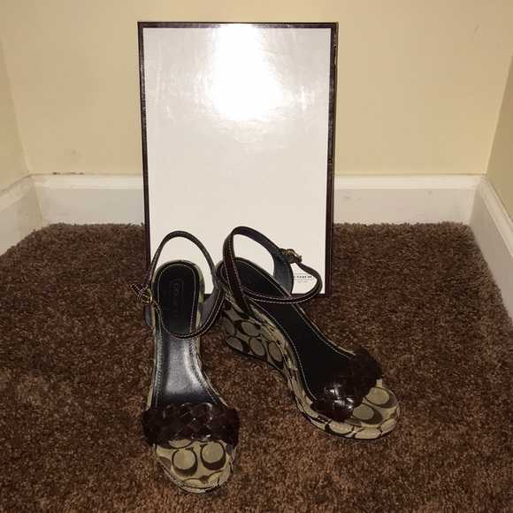 COACH Wedges - Picture 1 of 6